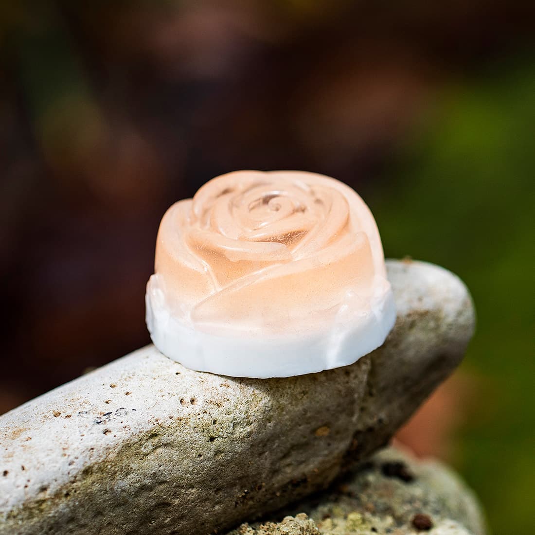 Σαπούνι  με φύλλα χρυσού και γάλα γαϊδούρας